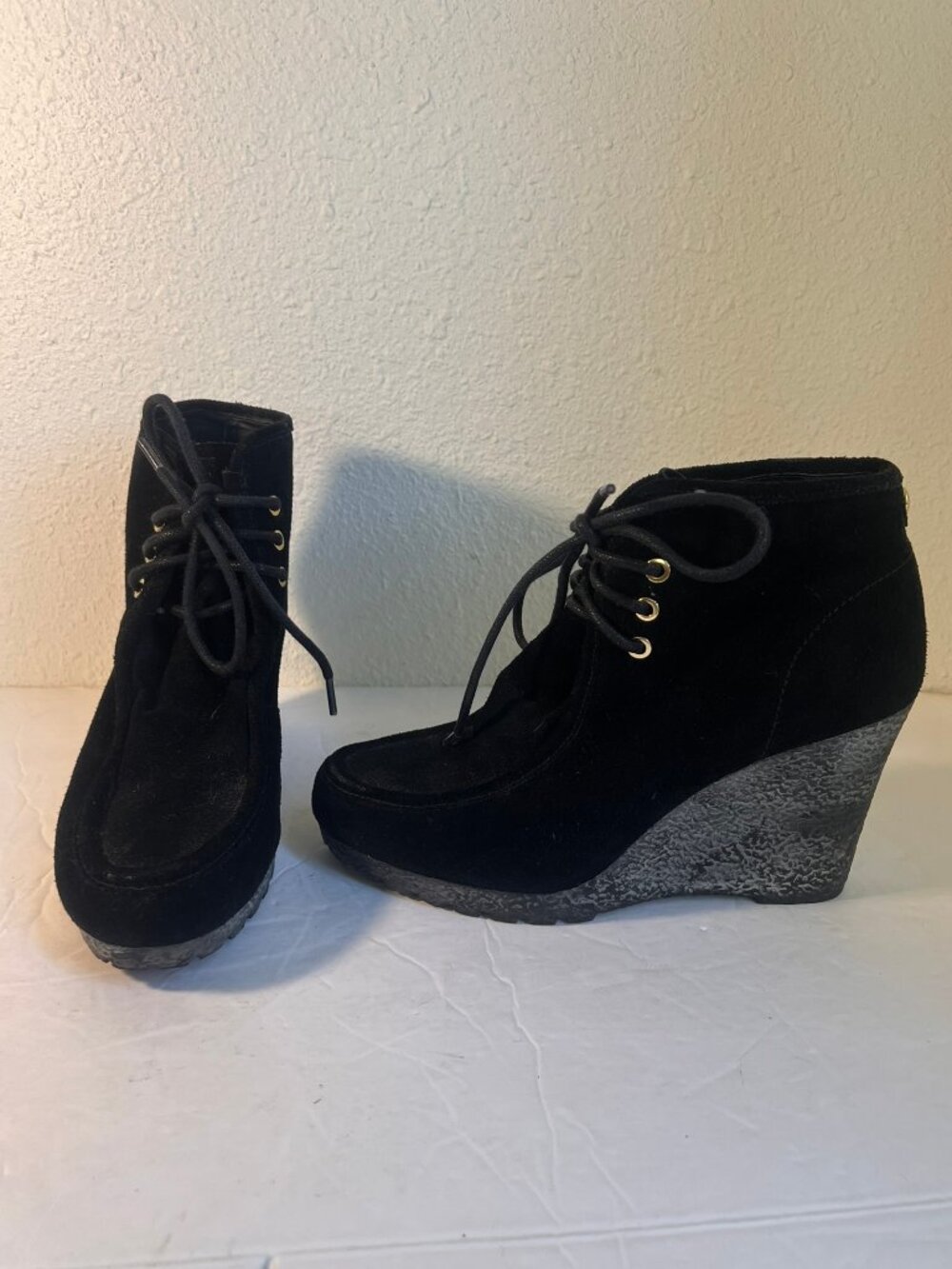 Y2K VINTAGE MICHAEL KORS RORY SUEDE WEDGE BOOTIE SZ 8.5 BLACK BOOTS